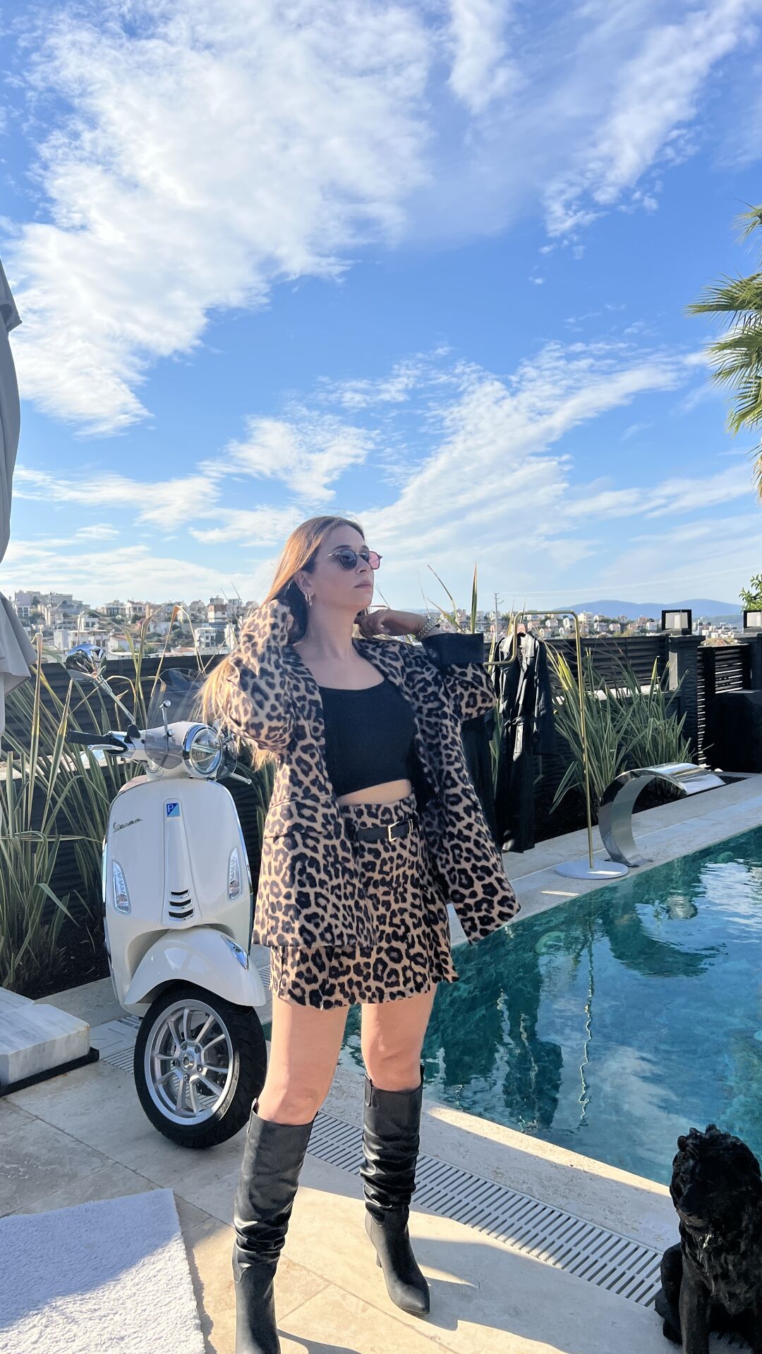 Leopar Desenli Blazer Ceket Ve Şort Etek Takım