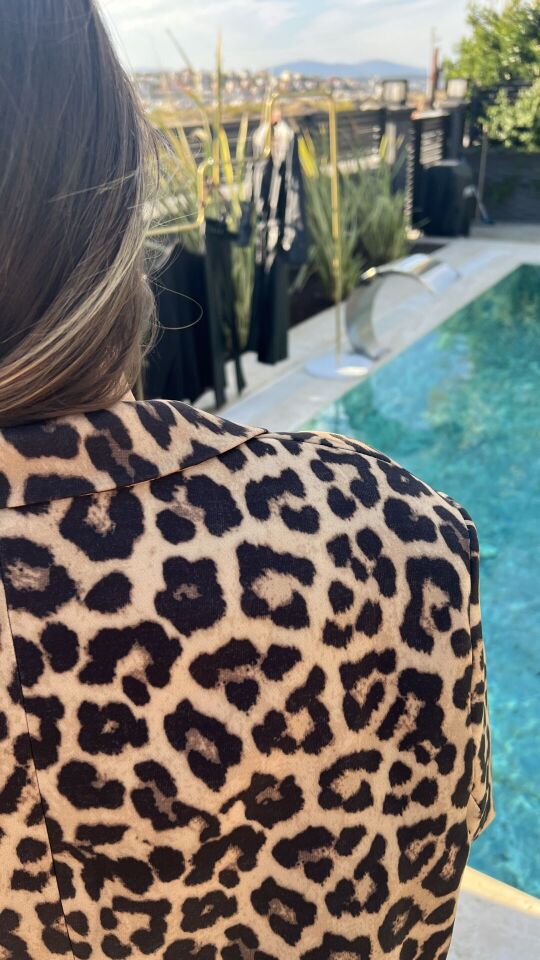 Leopar Desenli Blazer Ceket