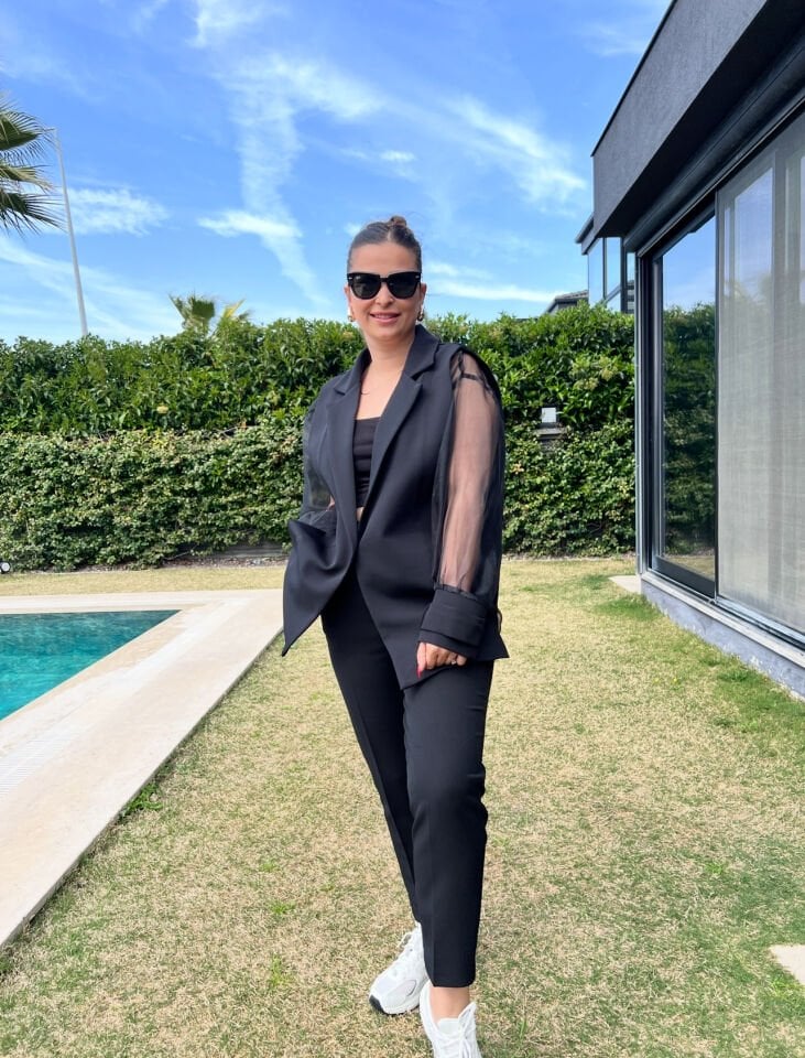 Tasarım Model Tül Detaylı Blazer Ceket